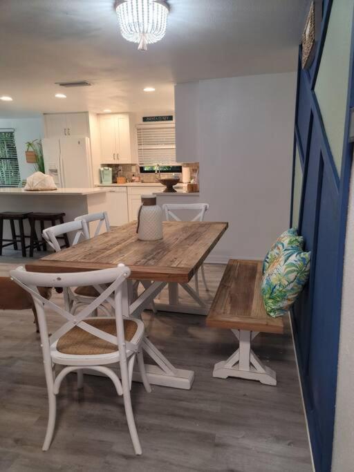 Welcome To The Bray Escape 4 Miles To Siesta Key Sarasota Exteriér fotografie